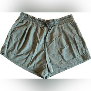 All in Motion Women's Athletic Shorts with pockets - Olive. Women’s Size Large